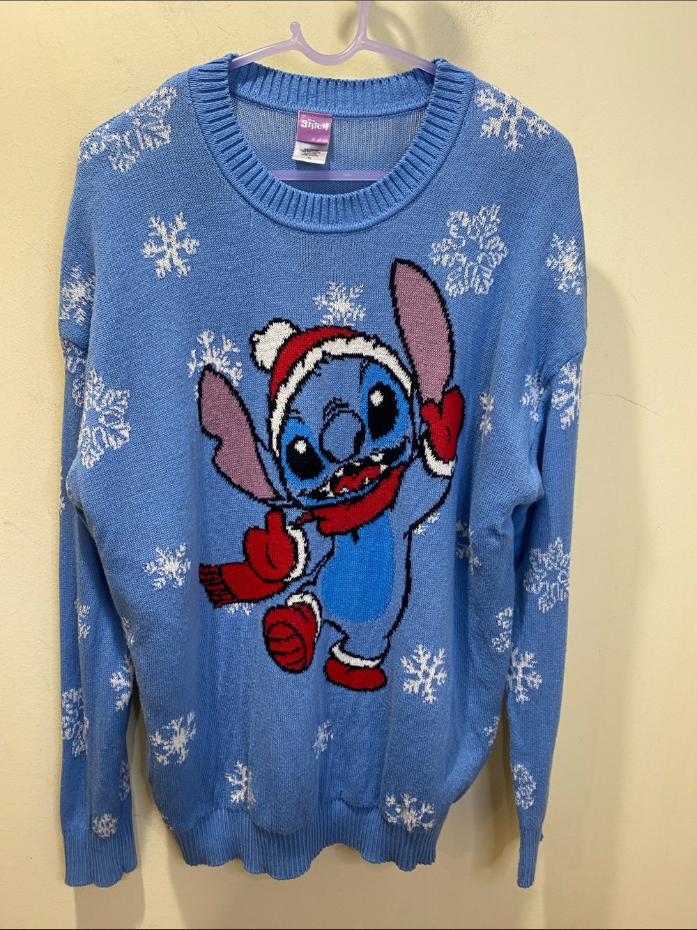 Diney Blue Holiday Stitch Graphic Sweater Sz  XL